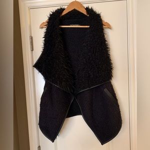 By Together black Sherpa vest